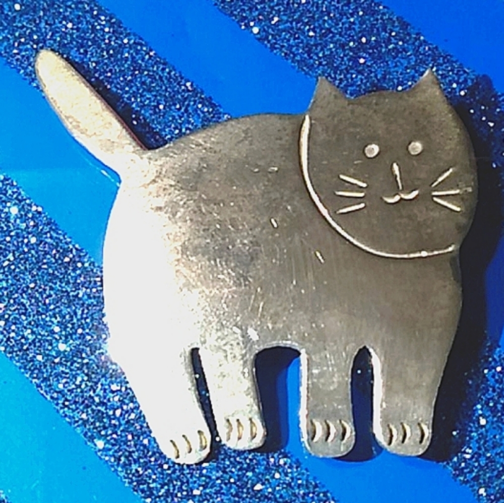"The Fat Cat" Vintage Sterling Silver Pin - Picture 1 of 5